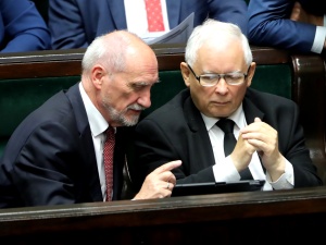 Sensacyjne doniesienia! Kaczyński może zastąpić Morawieckiego