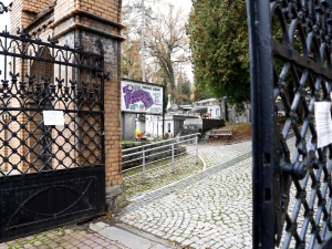 Prezydent Przemyśla nie zamknął cmentarzy. „Nikt za to mandatu nie dostanie”