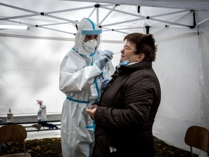 Słowacja: W pierwszym dniu testów na obecność koronawirusa wzięło udział 2,5 mln osób