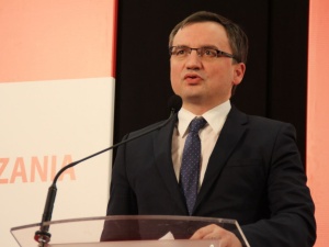 Ziobro: Polska powinna zgłosić weto ws. budżetu UE