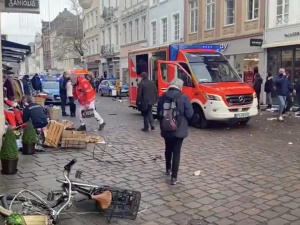 [Video] Niemcy: Samochód wjechał na deptak w Trewirze. Dwie osoby nie żyją, jest wielu rannych