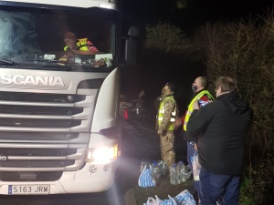 Dziękujemy!. Europa zachwycona pomocą udzieloną kierowcom w Dover przez polskich medyków i żołnierzy