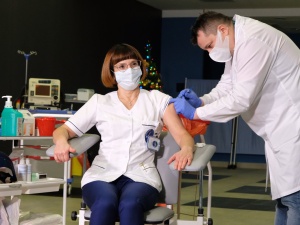 Dziś w Polsce rozpoczęto szczepienia antycovidowe. Zaszczepiono pierwsze pięć osób