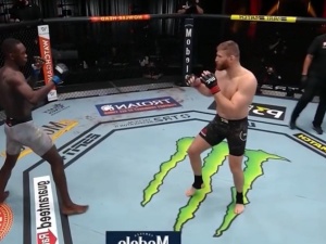Wygrana Błachowicza w Las Vegas w pierwszej obronie tytułu UFC