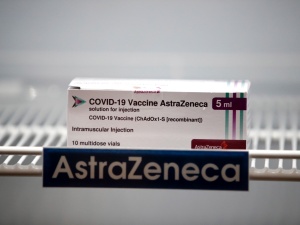 Co dalej ze szczepieniami preparatem AstraZeneca? Jest decyzja Europejskiej Agencji Leków