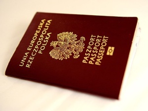 Paszporty covidowe staną się faktem? Poznaliśmy ważną datę