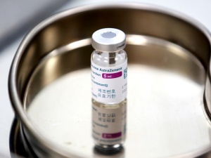 Europejska Agencja Leków: Szczepionka AstraZeneki jest bezpieczna i skutecznie chroni przed COVID-19 