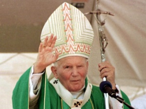 [„TS” Nr 3 1981] Jan Paweł II: Człowiek coraz bardziej bytuje w lęku