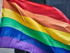 Szwecja: Aktywista LGBT skazany na cztery lata więzienia za gwałty na imigrantach