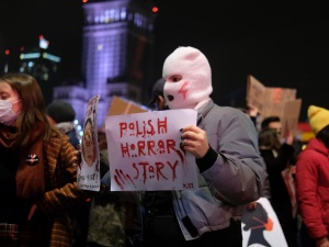 „Nagroda Wrocławia sięgnęła bruku”. Byli działacze opozycji w PRL o nagrodzie dla „Strajku Kobiet”