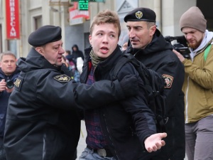 Pilne! Aresztowany na Białorusi po porwaniu samolotu Roman Protasiewicz w stanie krytycznym trafił do szpitala