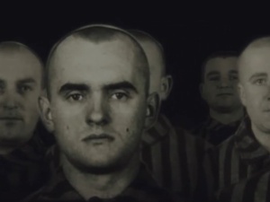Jutro na Dworcu Centralnym na ogromnym telebimie emisja spotu upamiętniającego I Transport [Polaków] do Auschwitz