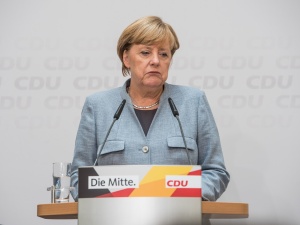 Paradne! „Merkel straciła cierpliwość do Polski” a... w Berlinie rusza wielki Kongres Polaków
