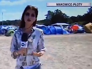 [VIDEO] Bezcenne. Reporterka TVN24: Każdy, niezależnie od poglądów znajdzie tu miejsce . Festiwal Owsiaka: Je.ać PiS!