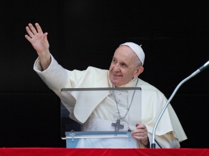 Papież wysłał pieniądze ofiarom tragedii na Haiti,  w Wietnamie i Bangladeszu