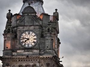Rząd Szkocji wyklucza powrót restrykcji, mimo wzrostu zakażeń