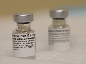 W. Brytania: Minister zdrowia: szczepienie przeciw Covid-19 lub inna praca