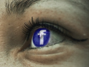 Washington Post: Algorytmy Facebooka świadomie promowały najbardziej kontrowersyjne treści 