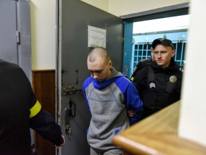 Ukraina: Pierwszy proces o zbrodnie wojenne. Zamordował 62-letniego cywila na rozkaz dowódcy