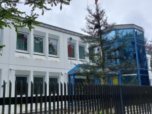 Atak na polski konsulat w Hamburgu! Farba w kolorach rosyjskiej flagi