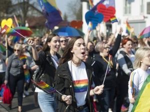 W warszawskim liceum klozet dla niebinarnych i transpłciowych. Dyrekcja zabiera głos