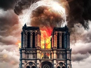 „Notre-Dame płonie”. Katedrę trzeba odbudować. Relikwie trzeba ocalić