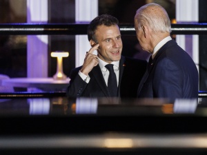 Macron uderza w plan USA dotyczący ożywienia gospodarki. Grozi podziałem Zachodu
