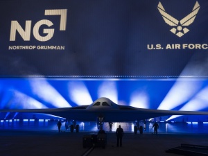 50 lat postępu. Stany Zjednoczone zaprezentowały nowy bombowiec strategiczny B-21 Raider