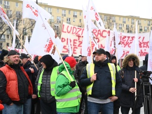 Nie zamiatajcie naszych problemów pod dywan. Pracownicy MPO protestowali w Warszawie