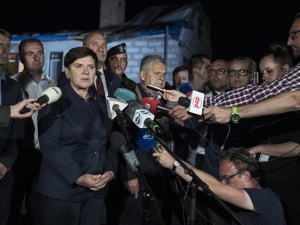 Premier Beata Szydło: Służby będą działać do końca, aż wszystkie szkody zostaną usunięte