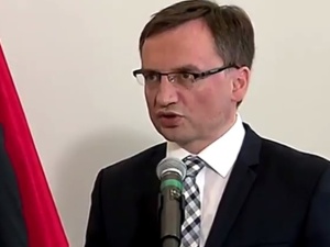 Walka z wyłudzeniami VAT: Zbigniew Ziobro wydał prokuratorom wytyczne w sprawie postępowań