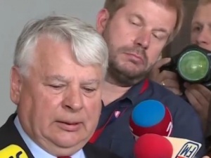 Borusewicz "zaskoczony" oświadczeniem marszałka Karczewskiego