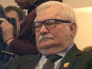 Lech Wałęsa do Sławomira Cenckiewicza: Wnuku ubeka bezczelnie łamiesz prawo