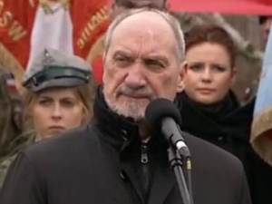 Tragedia smoleńska - Antoni Macierewicz informuje o znalezieniu zapisu momentu eksplozji