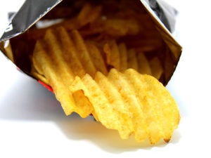 W niemieckim Lidlu na chipsach napis, że wykonano je z niemieckich ziemniaków. Prof. Żerko komentuje