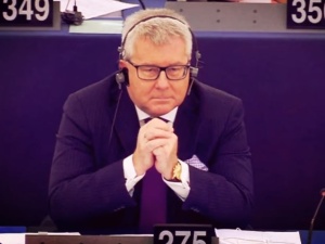Zbigniew Kuźmiuk: Demokracja w Unii Europejskiej „ma się coraz lepiej”