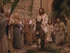 [video] Ewangelia  na Niedzielę Męki Pańskiej (Niedzielę Palmową) z komentarzem