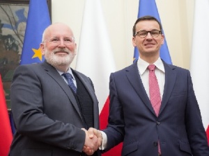 Rząd: Polska nie musi obawiać się powiązania funduszy UE z praworządnością