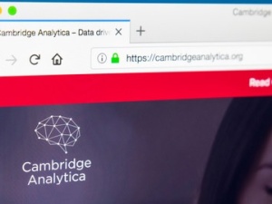Cambridge Analytica zbankrutowała. Medialna burza odstraszyła klientów