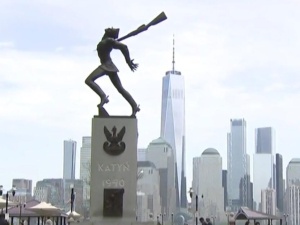 [video] Eryk Lubaczewski pokazuje na filmie nową lokalizacją pomnika Ofiar Katyńskich w Jersey City