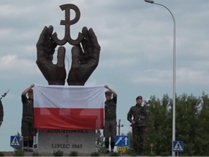 [video] W Suwałkach odsłonięto Pomnik Ofiar Obławy Augustowskiej