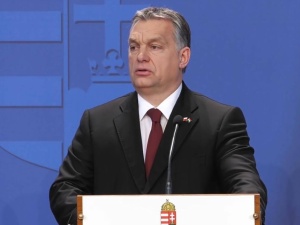 Węgry pozwane do TS w Luksemburgu za antyimigracyjne prawo