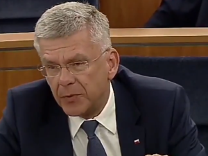 [Wideo] Skandaliczne. Senator Rulewski obraża Marszałka Karczewskiego