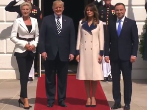 [video] Powitanie Prezydenta RP Andrzeja Dudy i Pierwszej Damy Agaty Kornhauser-Dudy w Białym Domu