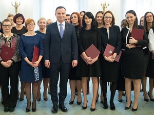 Prezydent Andrzej Duda powołał 51 sędziów