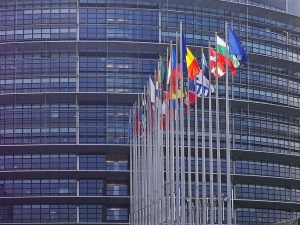 [IBRIS] Najnowszy sondaż: Różnica między Zjednoczoną Prawicą a Koalicją Europejską wynosi...