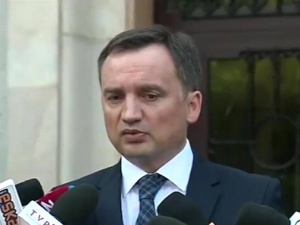 Min. Ziobro: "Przygotowano wnioski o uchylenie immunitetów siedmiu sędziów i prokuratorów z okresu PRL"
