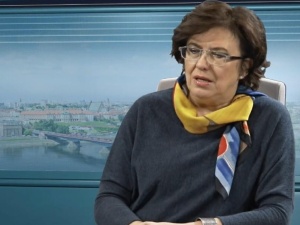 Jakubowska: "Właśnie się dowiedziałam, że Schetyna jest po imieniu z przywódcami Unii i dzięki temu..."
