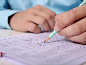 Formularz zgłoszeniowy dla chętnych do pomocy przy egzaminach dla gimnazjalistów i ósmoklasistów