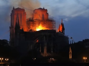 Skandaliczne doniesienia z Francji. 3 lata temu utajniono raport ws. dużego ryzyka pożaru w Notre Dame